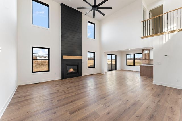 52 E 780 N, Lake Village, IN 46349