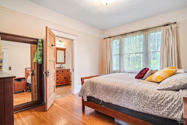 712 Monroe St, Santa Rosa, CA 95404