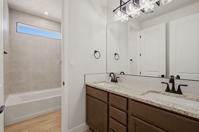 2712 Ema Court NE, Rio Rancho, NM 87144