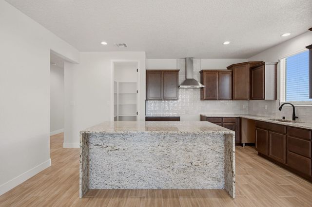 2712 Ema Court NE, Rio Rancho, NM 87144