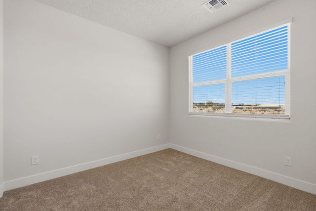 2712 Ema Court NE, Rio Rancho, NM 87144