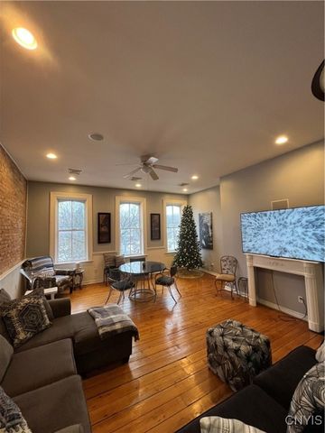 2 W Park Row 6, Kirkland, NY 13323