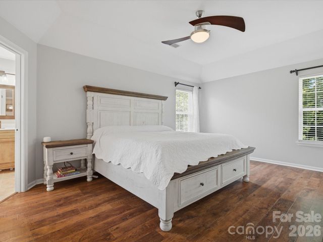 8807 Royal Bluff Drive, Charlotte, NC 28269