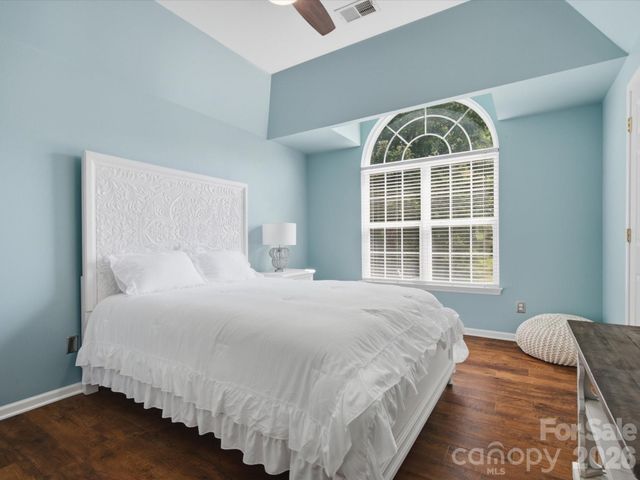 8807 Royal Bluff Drive, Charlotte, NC 28269