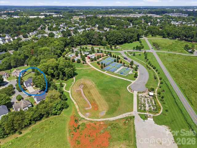 8807 Royal Bluff Drive, Charlotte, NC 28269