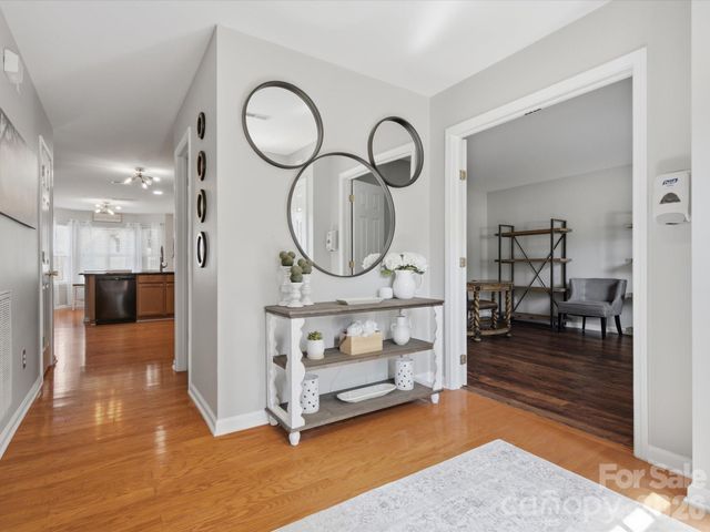 8807 Royal Bluff Drive, Charlotte, NC 28269