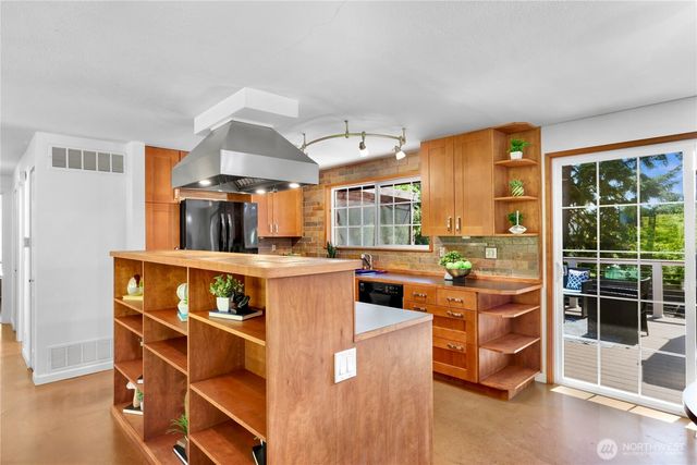 16237 NE 99th Street, Redmond, WA 98052