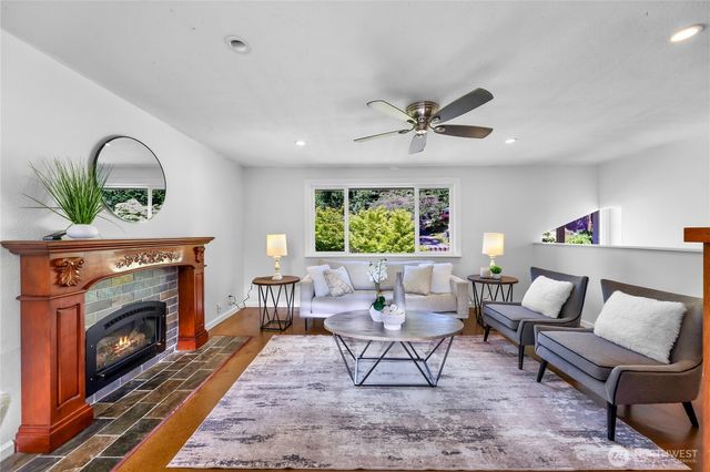 16237 NE 99th Street, Redmond, WA 98052
