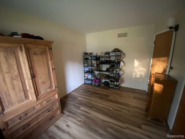 6850 Willow Creek Drive, Canton Charter Township, MI 48187