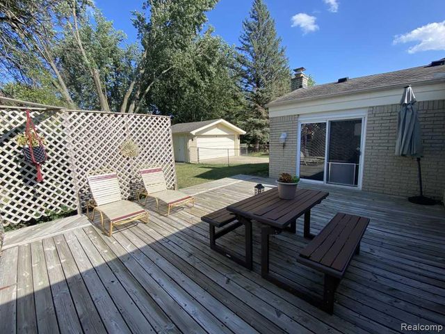 6850 Willow Creek Drive, Canton Charter Township, MI 48187