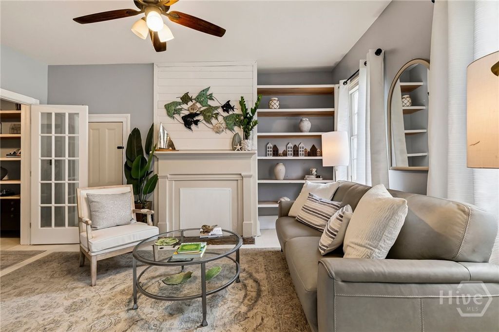Image 35 of property listing at 509 E Jones Street, Savannah, GA 31401