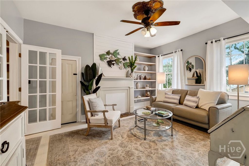 Image 44 of property listing at 509 E Jones Street, Savannah, GA 31401