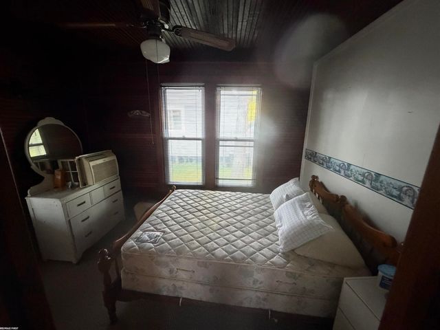 6540 Dickinson Island, Clay Twp, MI 48028