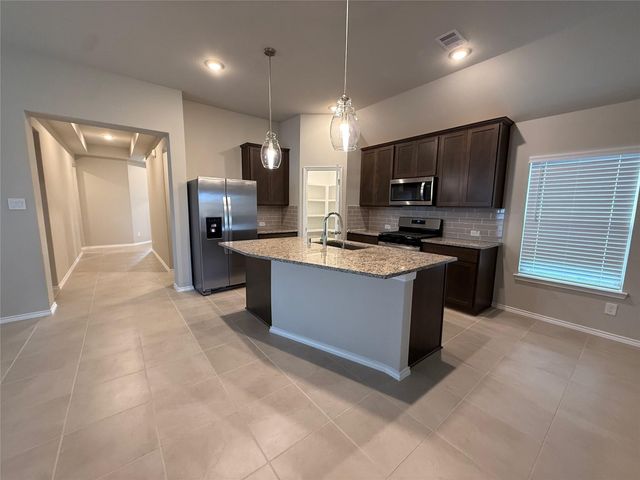 31965 Retama Ranch Ln, Spring, TX 77386