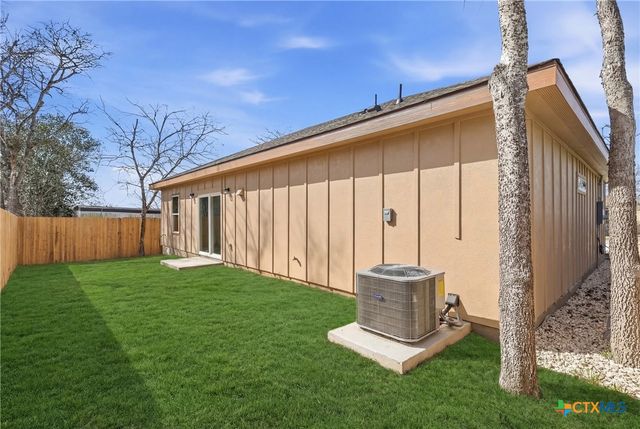 209 Troell Street, Seguin, TX 78155