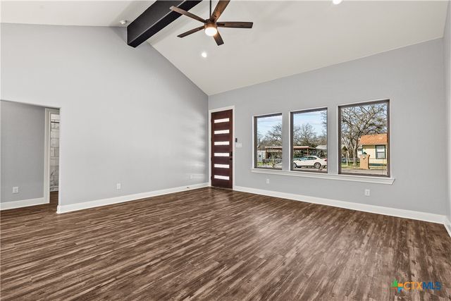 209 Troell Street, Seguin, TX 78155