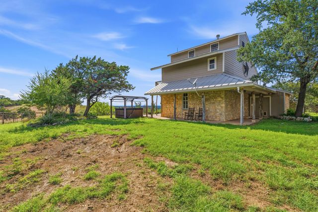 3230 W Fitzhugh RD, Dripping Springs, TX 78620