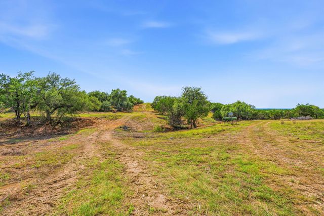 3230 W Fitzhugh RD, Dripping Springs, TX 78620