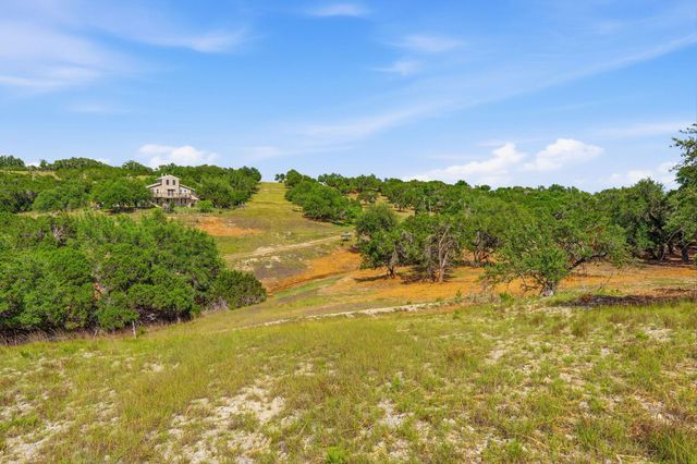 3230 W Fitzhugh RD, Dripping Springs, TX 78620