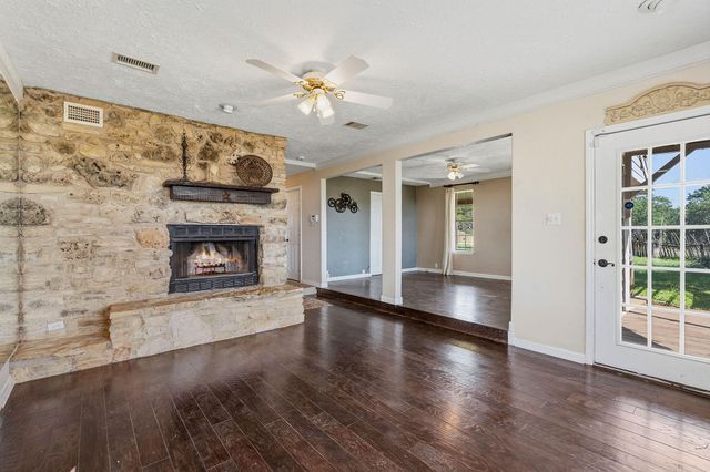 3230 W Fitzhugh RD, Dripping Springs, TX 78620
