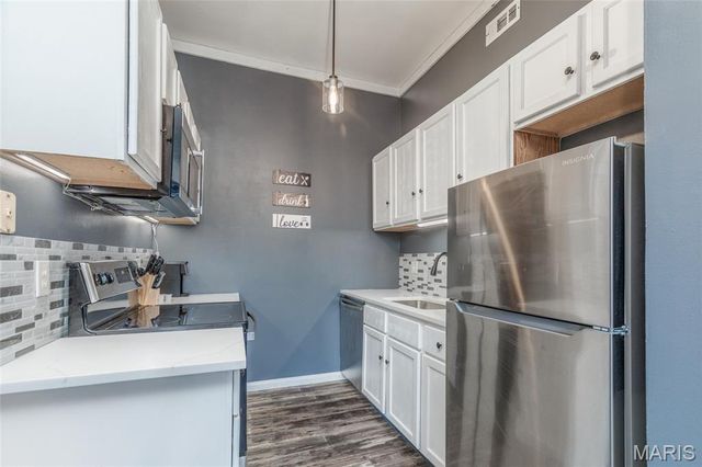 1523 S 10th Street 212, St Louis, MO 63104