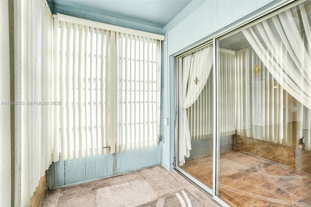 4751 NW 21st St 303, Lauderhill, FL 33313