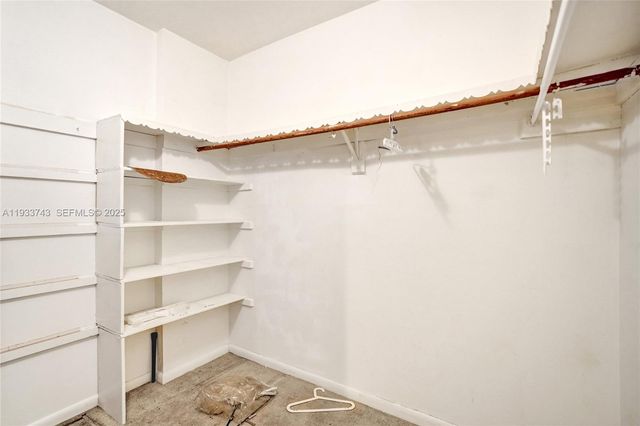 4751 NW 21st St 303, Lauderhill, FL 33313