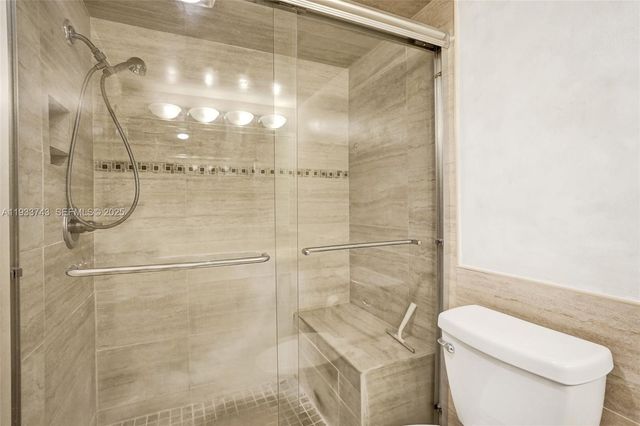 4751 NW 21st St 303, Lauderhill, FL 33313