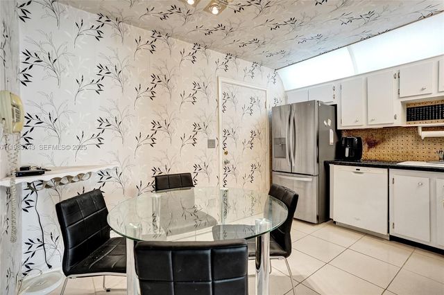 4751 NW 21st St 303, Lauderhill, FL 33313