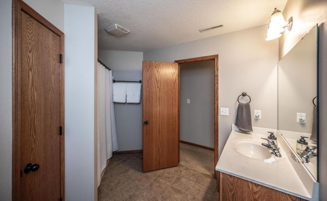 3897 Odyssey Drive SW, Rochester, MN 55902