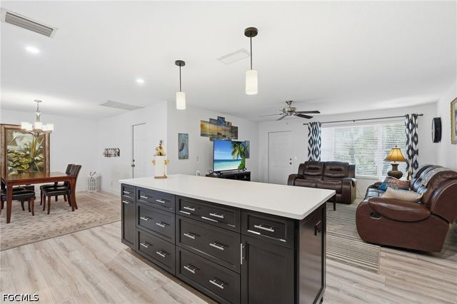 2045 SE 28th ST, Cape Coral, FL 33904