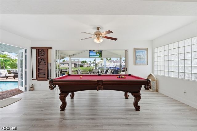 2045 SE 28th ST, Cape Coral, FL 33904