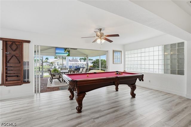 2045 SE 28th ST, Cape Coral, FL 33904