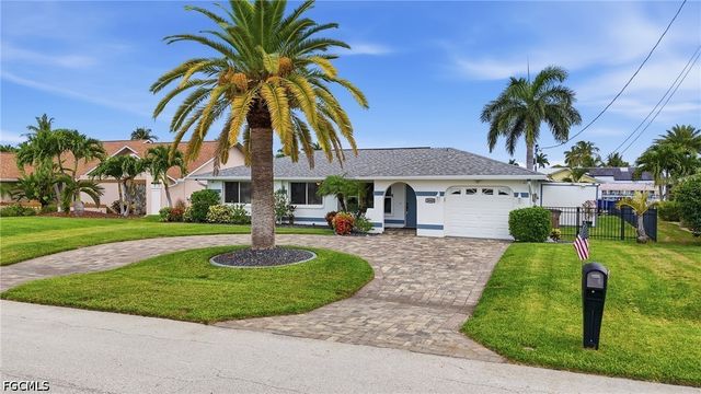 2045 SE 28th ST, Cape Coral, FL 33904