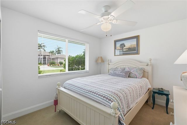2045 SE 28th ST, Cape Coral, FL 33904