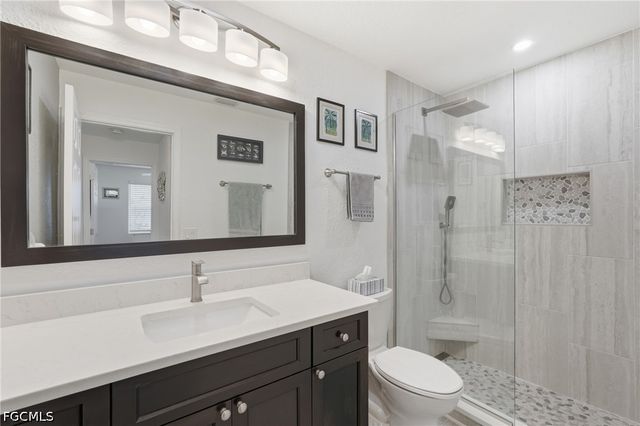 2045 SE 28th ST, Cape Coral, FL 33904