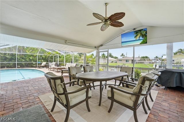 2045 SE 28th ST, Cape Coral, FL 33904