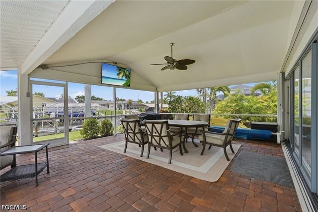 2045 SE 28th ST, Cape Coral, FL 33904