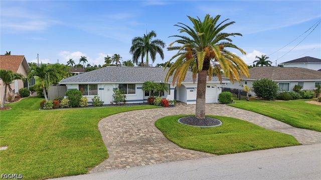 2045 SE 28th ST, Cape Coral, FL 33904
