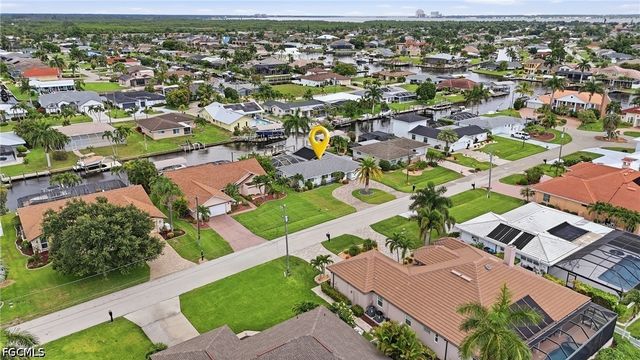 2045 SE 28th ST, Cape Coral, FL 33904