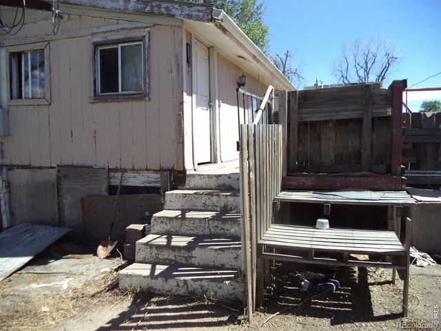 105 12th Street, Greeley, CO 80631