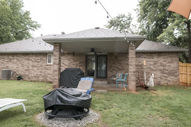 310 E Grant Street, Clever, MO 65631