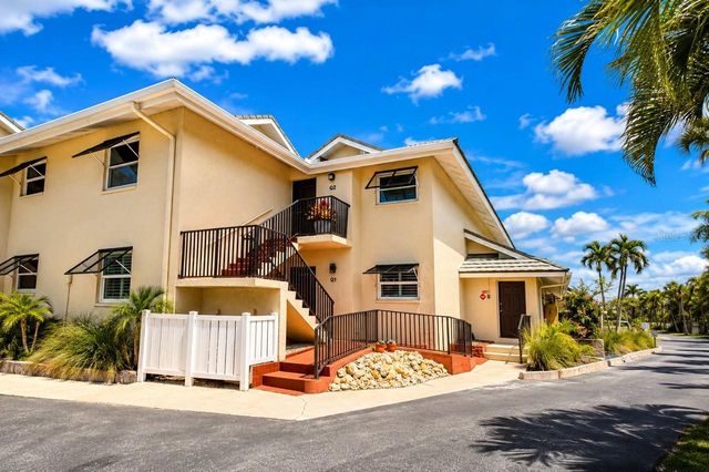 4660 OCEAN BOULEVARD Q, Sarasota, FL 34242