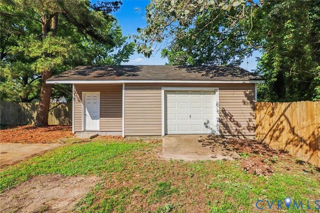 1208 Pine Ave, Hopewell, VA 23860