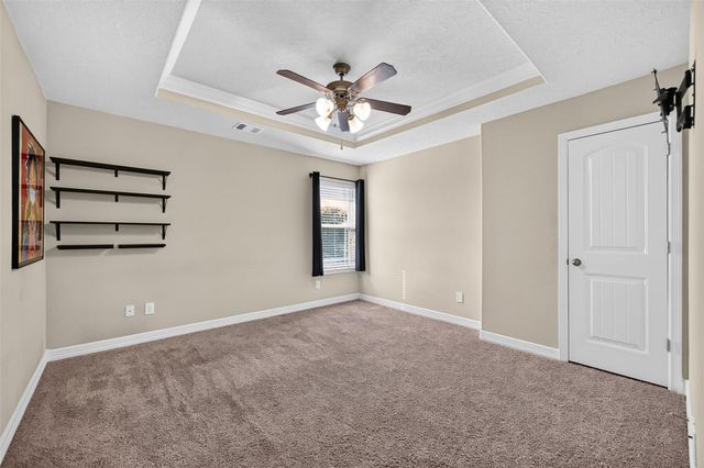 9642 Keeneland Circle, Mont Belvieu, TX 77523