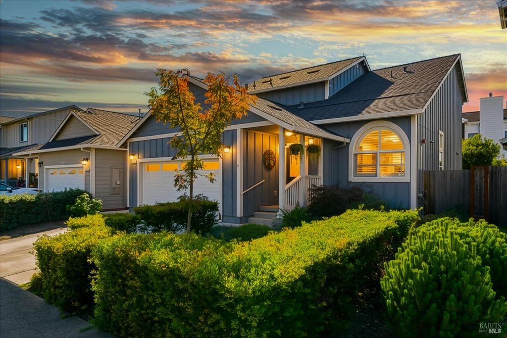 3769 Mocha Ln, Santa Rosa, CA 95403