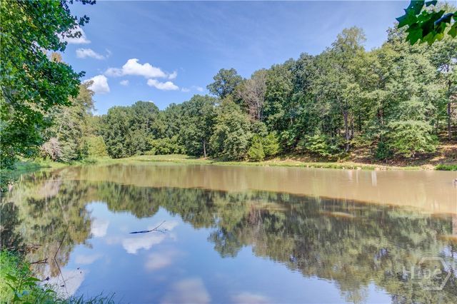 211 Buck Trail, Hoschton, GA 30548