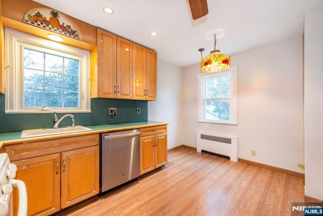 428 Essex Avenue, Bloomfield, NJ 07003