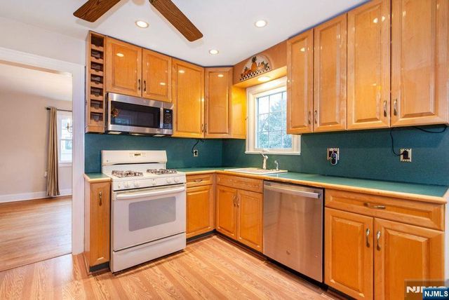 428 Essex Avenue, Bloomfield, NJ 07003