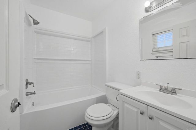 127 Flamingo Drive, Oceanside, CA 92054